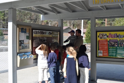 Home school group tour Chattahoochee Forest National Fish Hatchery