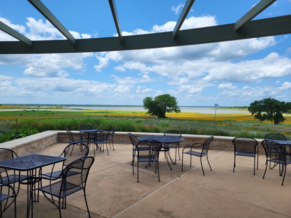 Visitor Center Picnic Tables